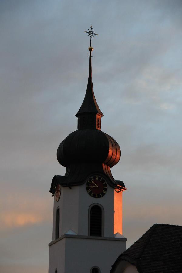 Gasthaus Baeren Schlatt อัพเพนเซลล์ ภายนอก รูปภาพ