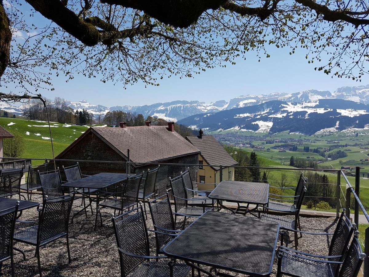 Gasthaus Baeren Schlatt อัพเพนเซลล์ ภายนอก รูปภาพ