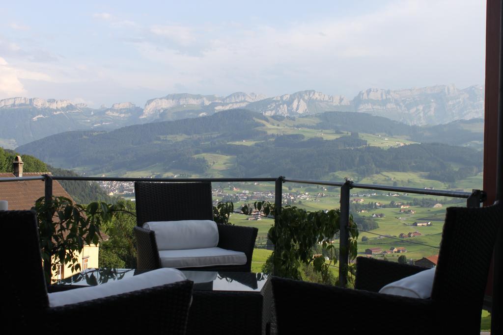 Gasthaus Baeren Schlatt อัพเพนเซลล์ ภายนอก รูปภาพ